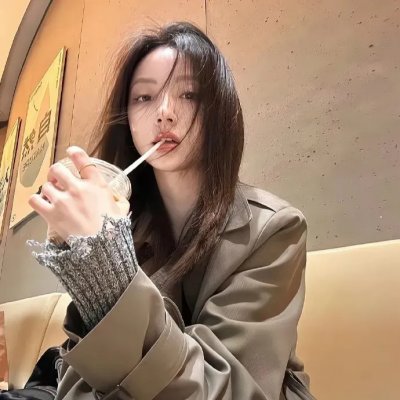 黑夜里的眼睛